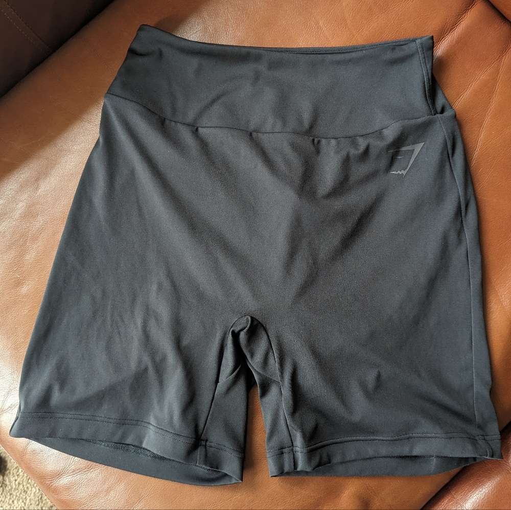 Gymshark biker shorts size M (never worn)